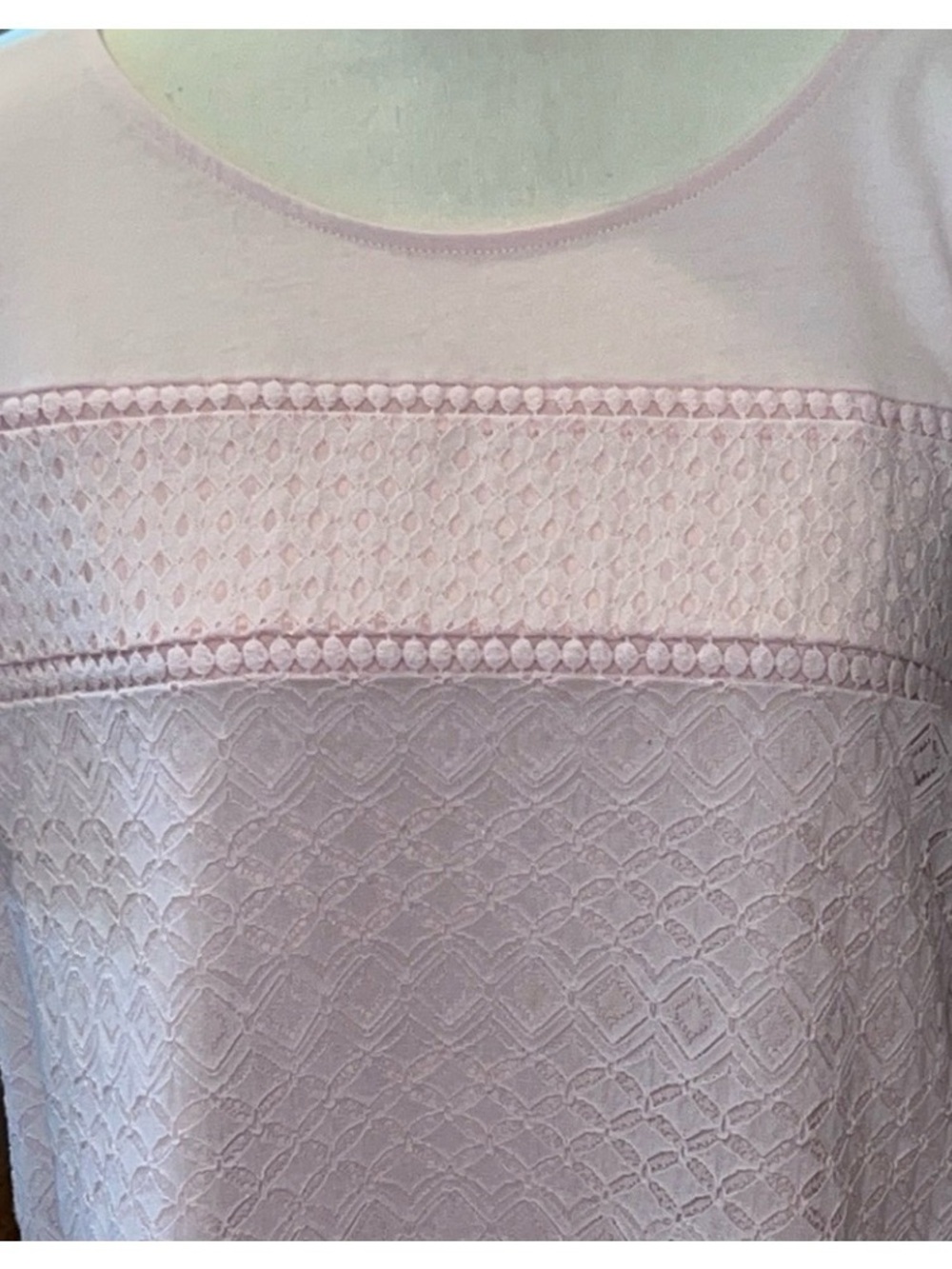 croft & barrow Light Pink Short Sleeve Lace Yoke Tee XL